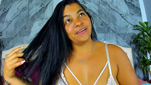 Snapshot of Brunette_Scarleth09 chatting on 01-25-25, 06:13 Brunette Scarleth09 online show from 01-25-25, 06:13