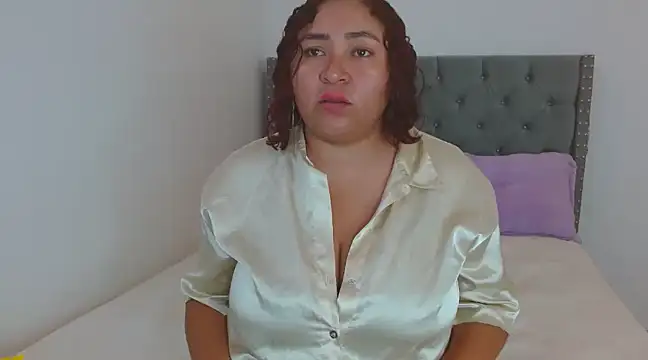 KarlaWild online show from 03-06-25, 06:26