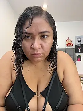 KarlaWild online show from 01-17-26, 06:33