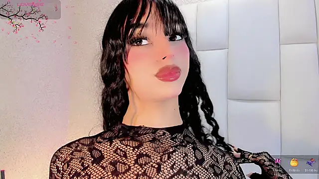 Angeles Busst online show from 11-30-25, 08:24