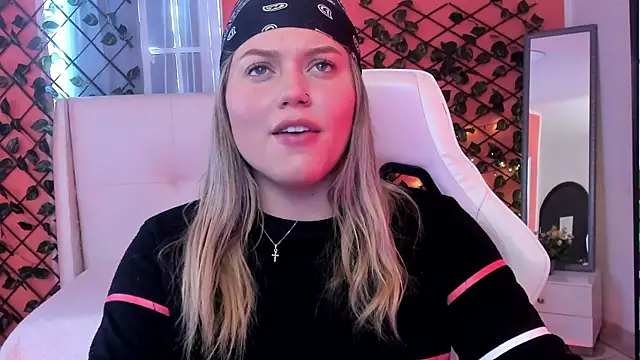 alaia greyy online show from 04-09-26, 01:38