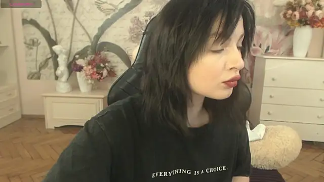 BritneyBarker online show from 04-21-26, 03:02