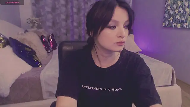 BritneyBarker online show from 07-25-26, 05:10