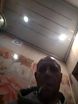 MaxDevilWhite online show from 11-08-25, 06:24