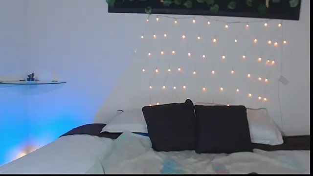 saray  jones online show from 03-11-25, 09:04