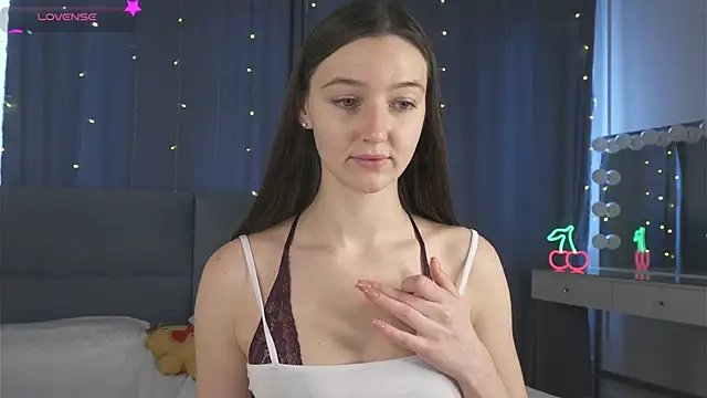 GeorginaDudley online show from 04-29-26, 07:34