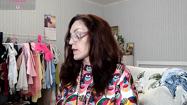 Soffya Soy online show from 04-05-26, 03:20