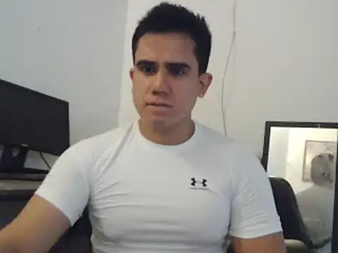 Snapshot of axal_doc chatting on 10-18-25, 02:03 axal doc online show from 10-18-25, 02:03