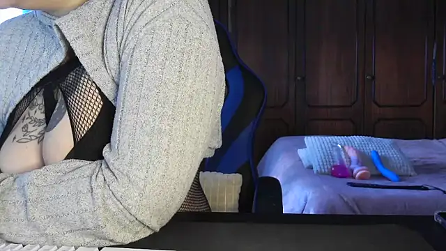 bunnyfox420 online show from 12-03-25, 02:04