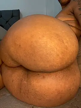 Charlotte bronxxx online show from 11-08-25, 05:34