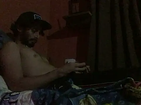 Snapshot of Nooneisthis chatting on 02-16-25, 01:47 Nooneisthis online show from 02-16-25, 01:47