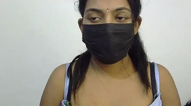 Snapshot of Reddy_Trisha chatting on 01-22-25, 02:24 Reddy Trisha online show from 01-22-25, 02:24