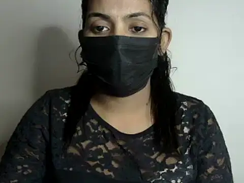Snapshot of Reddy_Trisha chatting on 01-27-25, 10:27 Reddy Trisha online show from 01-27-25, 10:27
