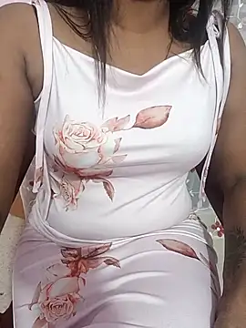 Snapshot of Vedha_Vedhika chatting on 09-25-25, 05:33 Vedha Vedhika online show from 09-25-25, 05:33