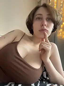 Molli Luv online show from 03-06-26, 04:09