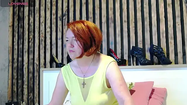 Snapshot of Alis_Lovi chatting on 06-06-26, 01:11 Alis Lovi online show from 06-06-26, 01:11