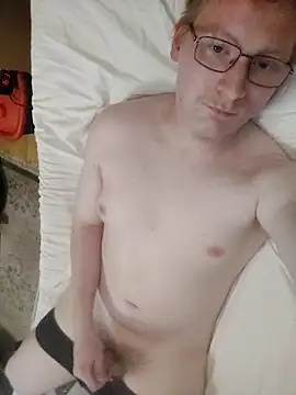 Arttuforyounakedboy online show from 03-17-26, 02:31