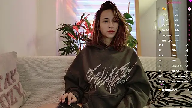 Snapshot of GerberaBlooms77 chatting on 03-25-26, 10:54 GerberaBlooms77 online show from 03-25-26, 10:54