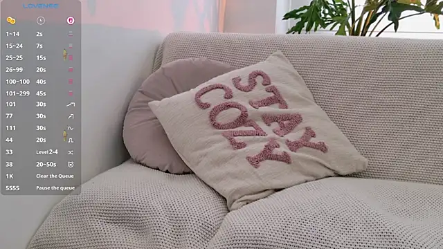 Snapshot of GerberaBlooms77 chatting on 03-26-26, 08:25 GerberaBlooms77 online show from 03-26-26, 08:25