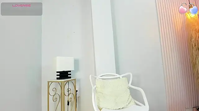 alana rossetti online show from 05-13-26, 03:15