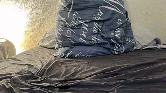 mangemoilabite1 online show from 04-02-26, 04:37