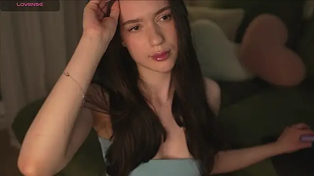 justbarbiee online show from 04-05-26, 07:00