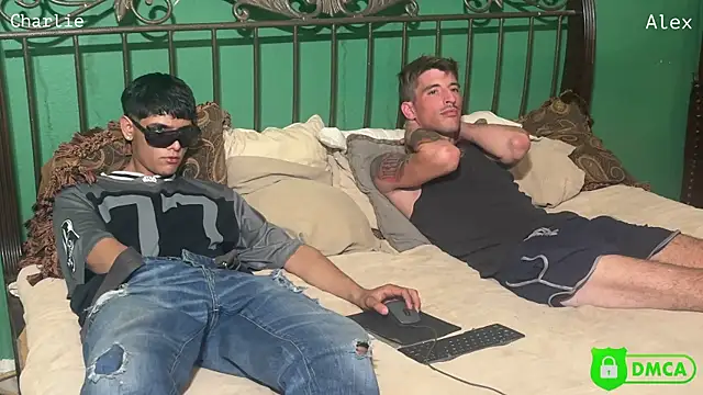 Snapshot of badrolemodelx chatting on 03-12-26, 09:59 badrolemodelx online show from 03-12-26, 09:59