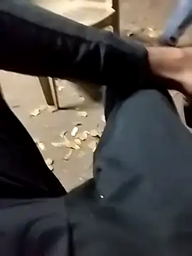 Snapshot of Playboy_bhabhi_00 chatting on 03-22-25, 02:47 Playboy bhabhi 00 online show from 03-22-25, 02:47