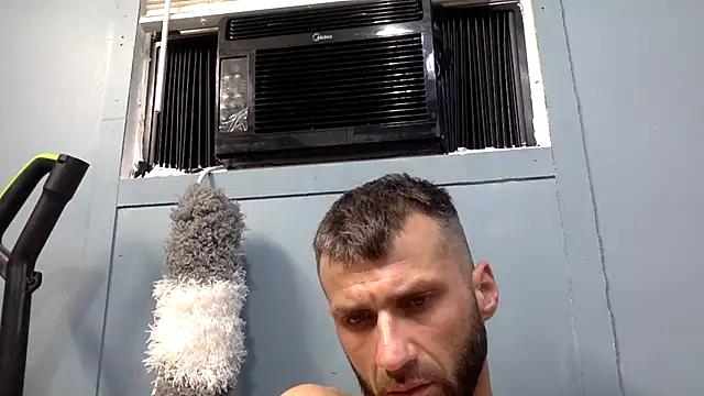 sexyhotstud12 online show from 12-18-25, 03:45