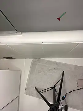 Snapshot of bunnythetailor chatting on 02-21-25, 01:44 bunnythetailor online show from 02-21-25, 01:44