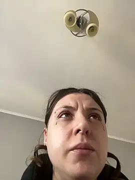 Snapshot of bunnythetailor chatting on 02-25-25, 08:14 bunnythetailor online show from 02-25-25, 08:14