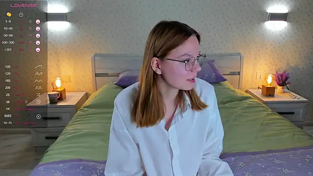 ElvinaBestwick online show from 03-07-25, 06:22