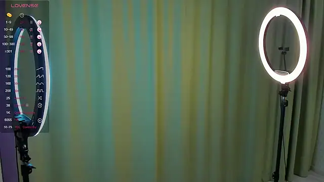 ElvinaBestwick online show from 03-11-25, 09:59