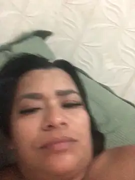 indiazinha69  online show from 05-30-26, 11:57