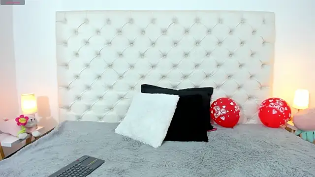 esmeralda06 online show from 02-18-25, 02:06