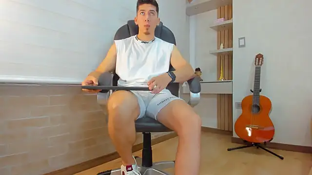 Tombarden online show from 12-21-25, 07:21