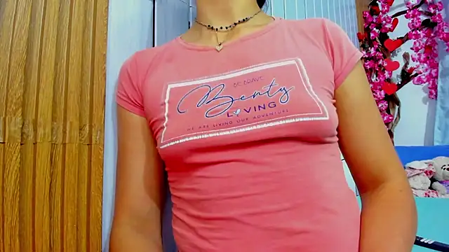 Snapshot of vicky__skinny_1 chatting on 03-01-25, 03:32 vicky skinny 1 online show from 03-01-25, 03:32