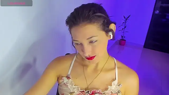 Snapshot of vicky__skinny_1 chatting on 03-13-25, 01:50 vicky skinny 1 online show from 03-13-25, 01:50