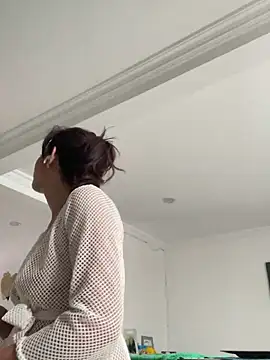 Snapshot of vicky__skinny_1 chatting on 03-20-25, 03:47 vicky skinny 1 online show from 03-20-25, 03:47