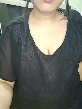 Snapshot of JANVI_MISHRA1 chatting on 06-05-26, 06:35 JANVI MISHRA1 online show from 06-05-26, 06:35