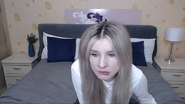 Chloe Addison online show from 09-18-25, 08:11