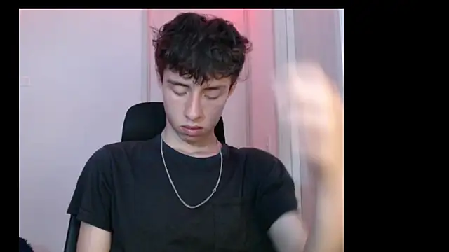 Juanmres online show from 10-28-25, 02:59