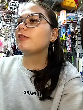 Vale Saenzz online show from 03-08-26, 02:04