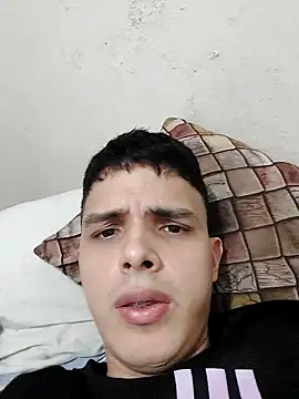 Snapshot of xxaviermendez chatting on 10-20-25, 06:19 xxaviermendez online show from 10-20-25, 06:19