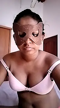 DiluQueen online show from 02-25-25, 10:15