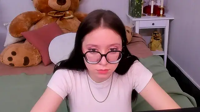 Alikka Shykitty online show from 02-05-25, 05:41