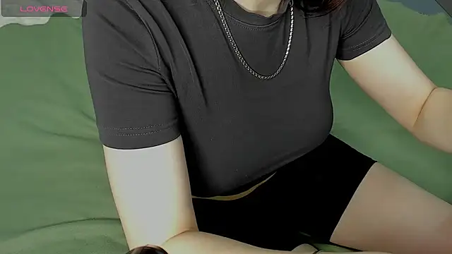 Alikka Shykitty online show from 02-14-25, 05:51