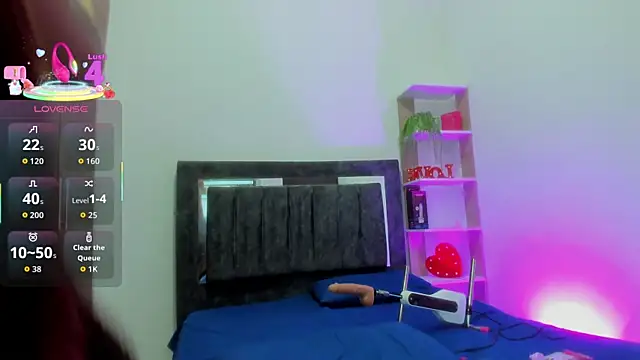 Nicol TransGirl online show from 04-08-26, 05:18