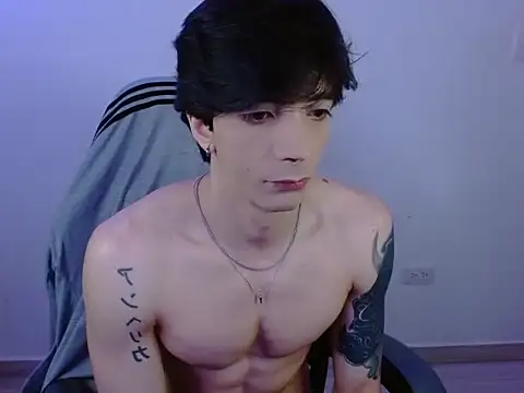 H3ll B0I online show from 01-11-26, 07:13