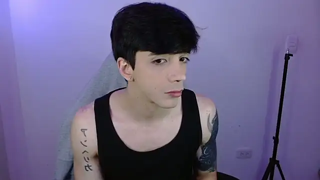 H3ll B0I online show from 03-25-26, 11:44